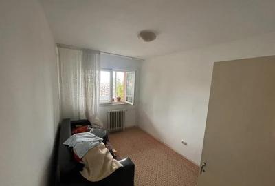 Apartament cu 3 camere, decomandat - zona Racadau.. - 7