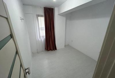 Apartament cu 3 camere decomandat în Poarta 6 - 3