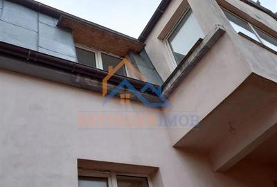 Casă cu 6 camere cu Teren 300 Mp în 13 Septembrie - 8