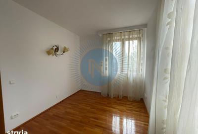 Casă cu 6 camere cu Teren 1000 Mp în Central - 13