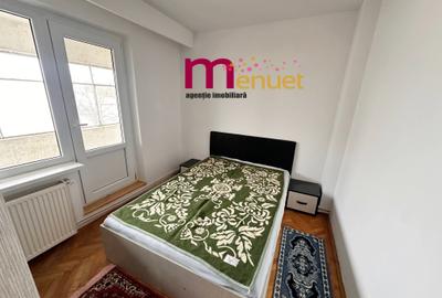 Apartament 3 camere ,zona Biserica cu Ceas,etaj 2 - 13