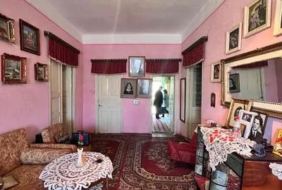 Casă cu 4 camere în Plopana - 1