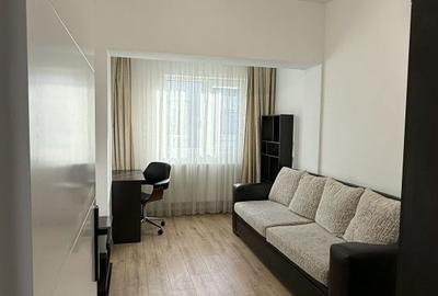 Casă cu 4 camere cu Teren 30 Mp în Central