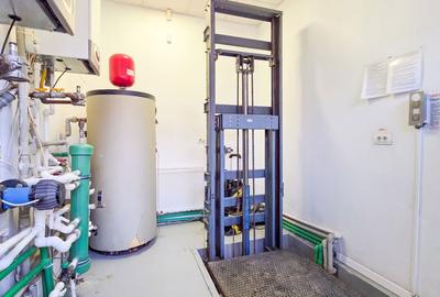 Spațiu comercial, de 650 mp, în Drumul Taberei - 40