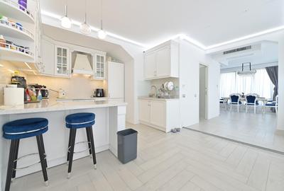 ASMITA GARDENS I Penthouse mobilat utilat - 16