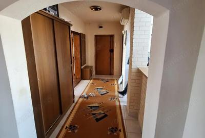 Apartament cu 3 camere decomandat în Central - 3