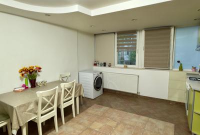 Apartament cu 3 camere decomandat, mobilat în Lujerului - 22