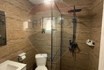 Casă cu 3 camere cu Teren 70 Mp în Central - 4