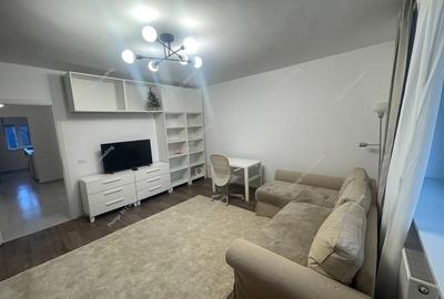 Apartament de vanzare cu 2 camere, renovat complet, cu boxa prorie - Complex - 1
