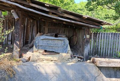 Casă cu 4 camere în Răchitoasa - 5