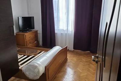 Apartament cu 2 camere semidecomandat, mobilat în Pajura - 5