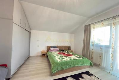 Casă cu 4 camere cu Teren 250 Mp în Berceni - 2