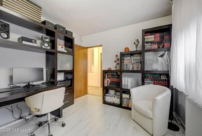 Duplex cu 3 camere cu Canalizare în Iancu Nicolae - 16