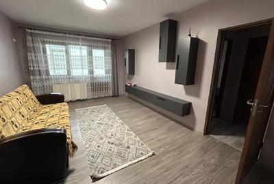 Apartament cu 2 camere decomandat în Podu Roș - 2