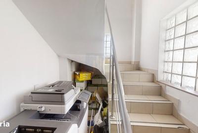 Casă cu 7 camere cu Canalizare în Plevnei - 3