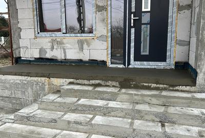 Casă cu 4 camere cu Canalizare în Lumina - 5