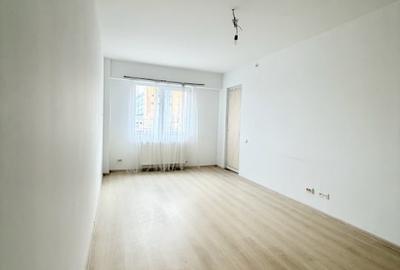 Apartament cu 3 camere decomandat în Păcii - 9