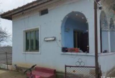 Casă cu 4 camere cu Teren 1021 Mp în Devesel - 5