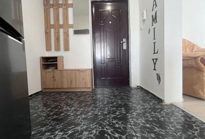Apartament cu 2 camere semidecomandat în Micro 6 - 2