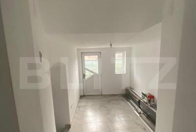 Casă cu 2 camere cu Teren 300 Mp în Unirea - 12