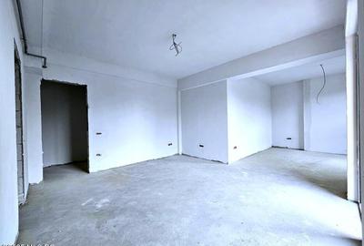 Spațiu comercial, de 36.5 mp, în Nord - 6