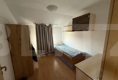 Apartament cu 4 camere decomandat, mobilat în Central