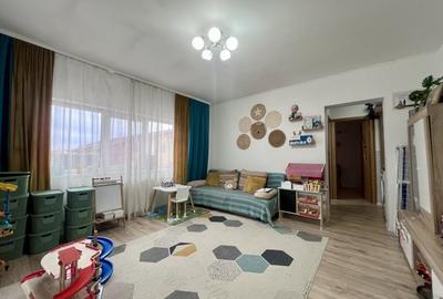 Apartament cu 2 camere semidecomandat, mobilat în Freidorf - 2