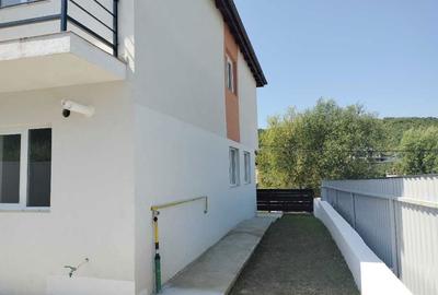 Casă cu 3 camere în Vișani - 4