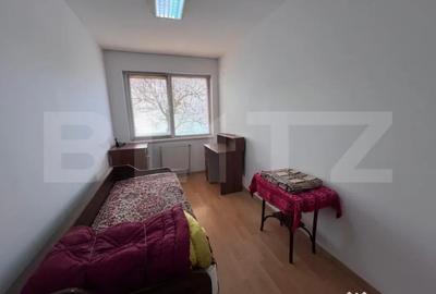 Casă cu 7 camere cu Teren 430 Mp în Gruia - 5