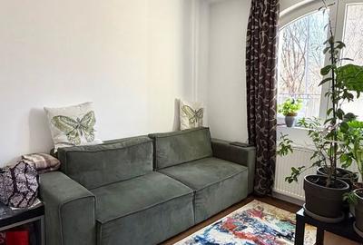 Casă cu 4 camere cu Canalizare în Central