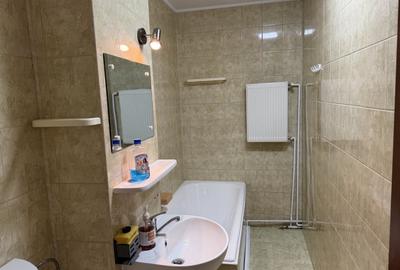 Apartament cu 2 camere decomandat în Calea Dumbrăvii - 4