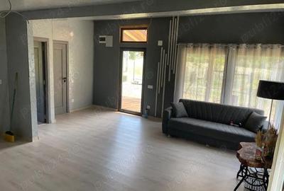 Casă în Mărăcineni