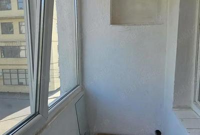 Apartament cu 3 camere semidecomandat în Viziru 1 - 4