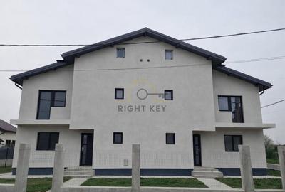 Duplex cu 4 camere cu Canalizare în Clinceni - 1