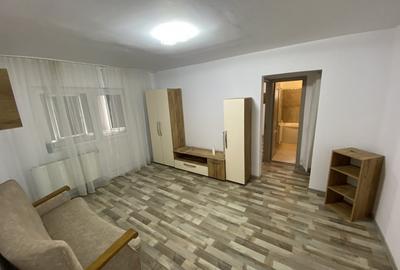 Apartament 3 camere, central