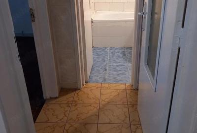 Apartament cu 3 camere semidecomandat în Gară - 4