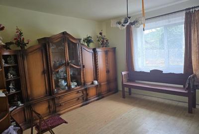 Casa loc SUMUGIU , sc 200 mp , parte veche si noua, ter 2670, sosea - 17