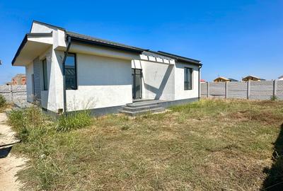 Casă individuală cu 4 camere cu Teren 450 Mp în Berceni - 2