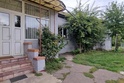 Casă individuală cu 7 camere cu Canalizare în Semicentral - 2