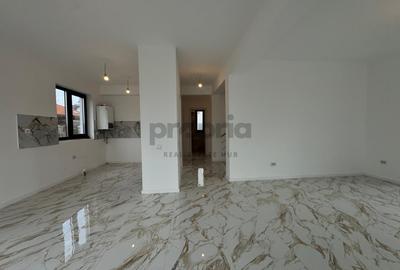 Casa de vanzare | 5 camere • 3 bai • 415 mp teren | Harman - 8