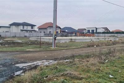 Casă cu Teren 722 Mp în Livada - 7