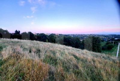 Teren de 3739 mp, în Central - 2