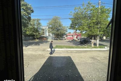 Spațiu comercial, de 40 mp, în Central - 6