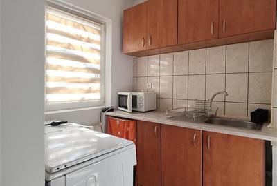 Garsonieră decomandată în Decebal - 3