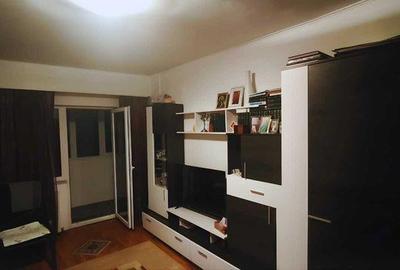 Apartament cu 2 camere decomandat în Basarabia