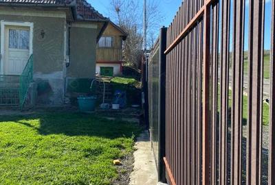 Casa veche de vanzare la tara com Mociu - 4