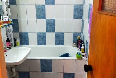 Pantelimon, Ritmului, stradal 8/10 dec 33mp vedere spate bl 1981 reab term - 2