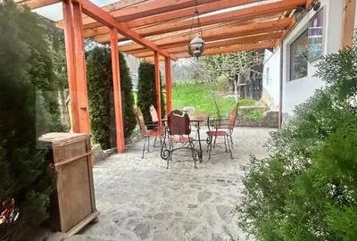 Spațiu comercial, de 600 mp, în Central - 13