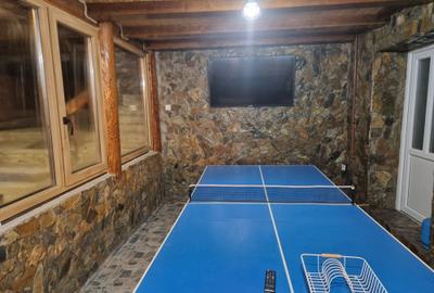 Casă cu 4 camere cu Teren 600 Mp în Central - 2