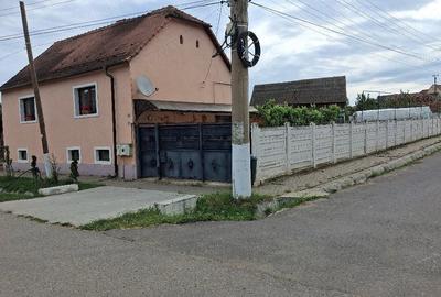 Casă cu 4 camere în Central - 8